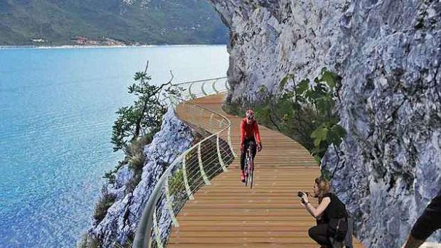 lake garda bike path