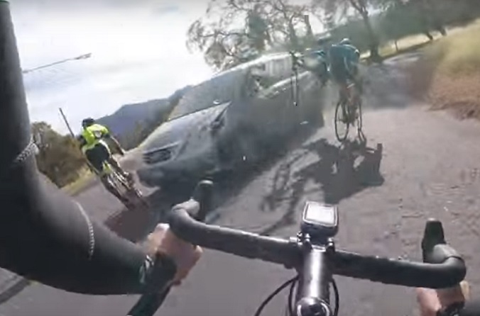 driver hits cyclists