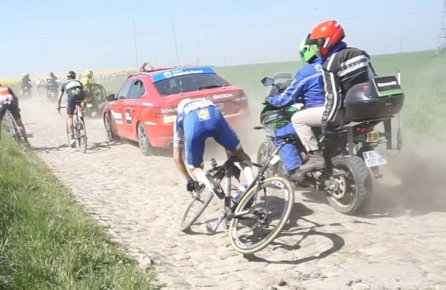 Niki Terpstra crash