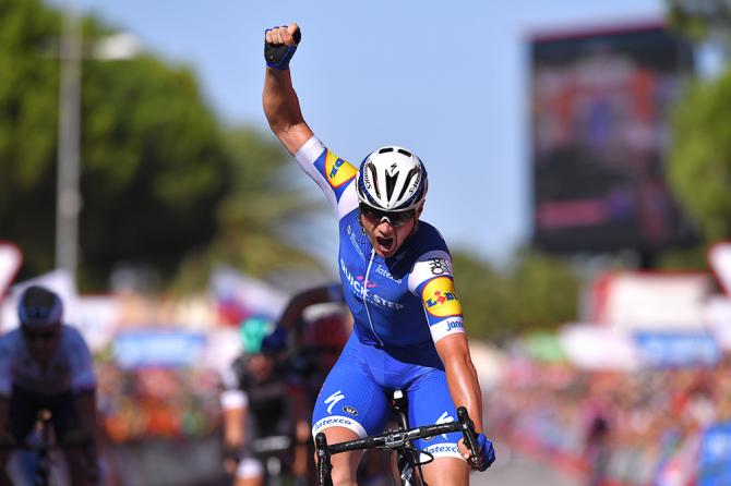 Yves Lampaert wins stage 2 vuelta 2017