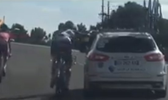 geniez denz holding team car vuelta 2017