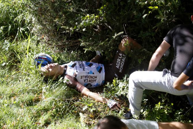 Jan Bakelants crash il lombardia