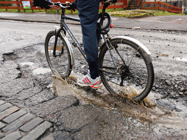 pothole vibrations study cyclists