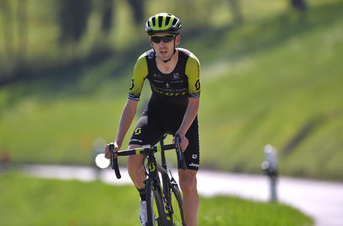 Mikel Nieve wins stage 20 giro d'italia 2018