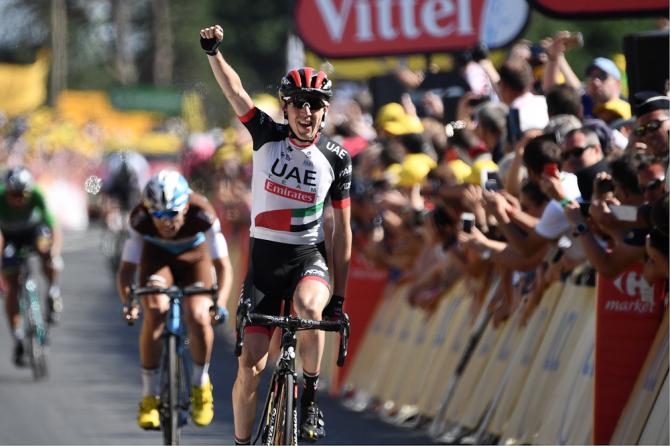 Daniel Martin Conquers Mur De Bretagne To Win Tour De France Stage Six Cycling Today Official