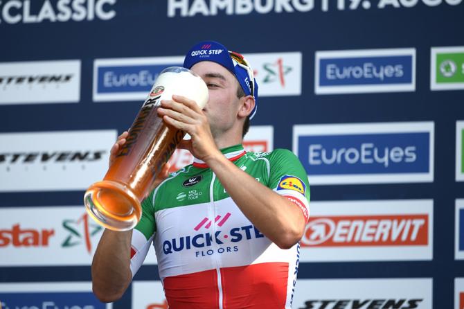 Elia Viviani wins Cyclassics Hamburg 2018