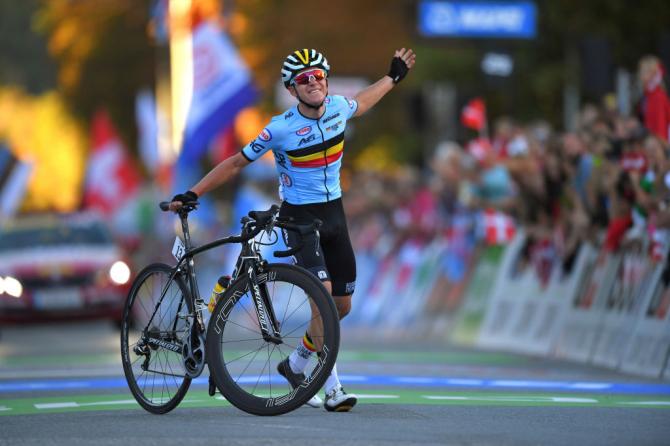 Brilliant Evenepoel doubles up at the World | Cycling Official