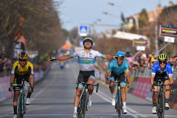 Alexey Lutsenko wins stage 4 Tirreno Adriatico 2019