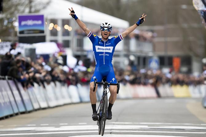 Zdenek Stybar wins Omloop Het Nieuwsblad 2019