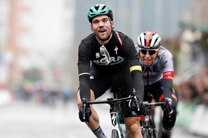 Schachmann extends Basque Country lead with his third stage victory