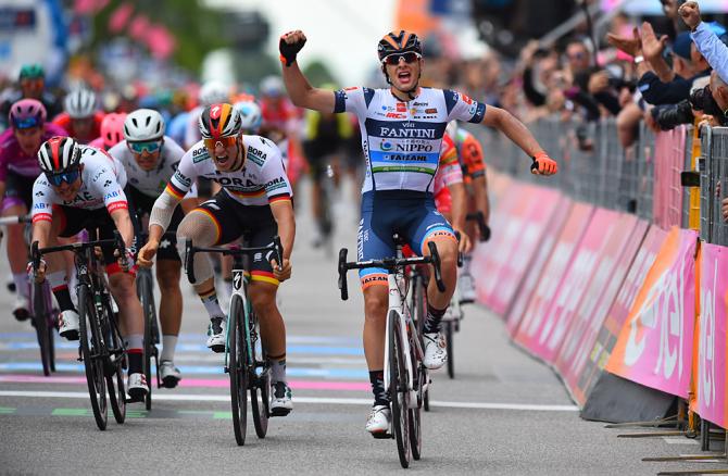 Cima takes dramatic victory in stage 18 of the Giro d'Italia | Cycling ...