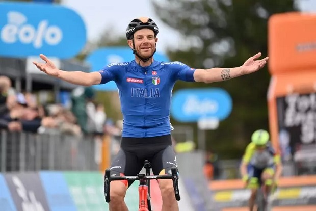 Homeboy Caruso wins Giro di Sicilia after stage 4 success