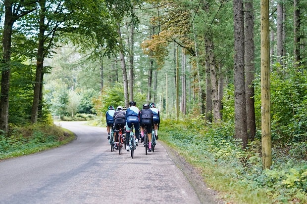 Cómo desglosar las estadísticas de ciclismo profesional y personal