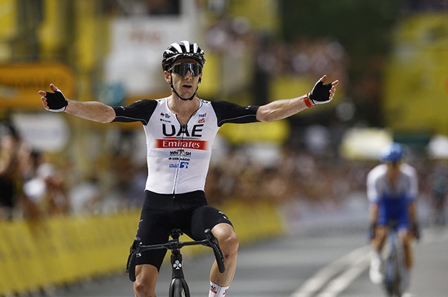 Tour de France 2023: Adam Yates beats twin brother Simon on opening stage